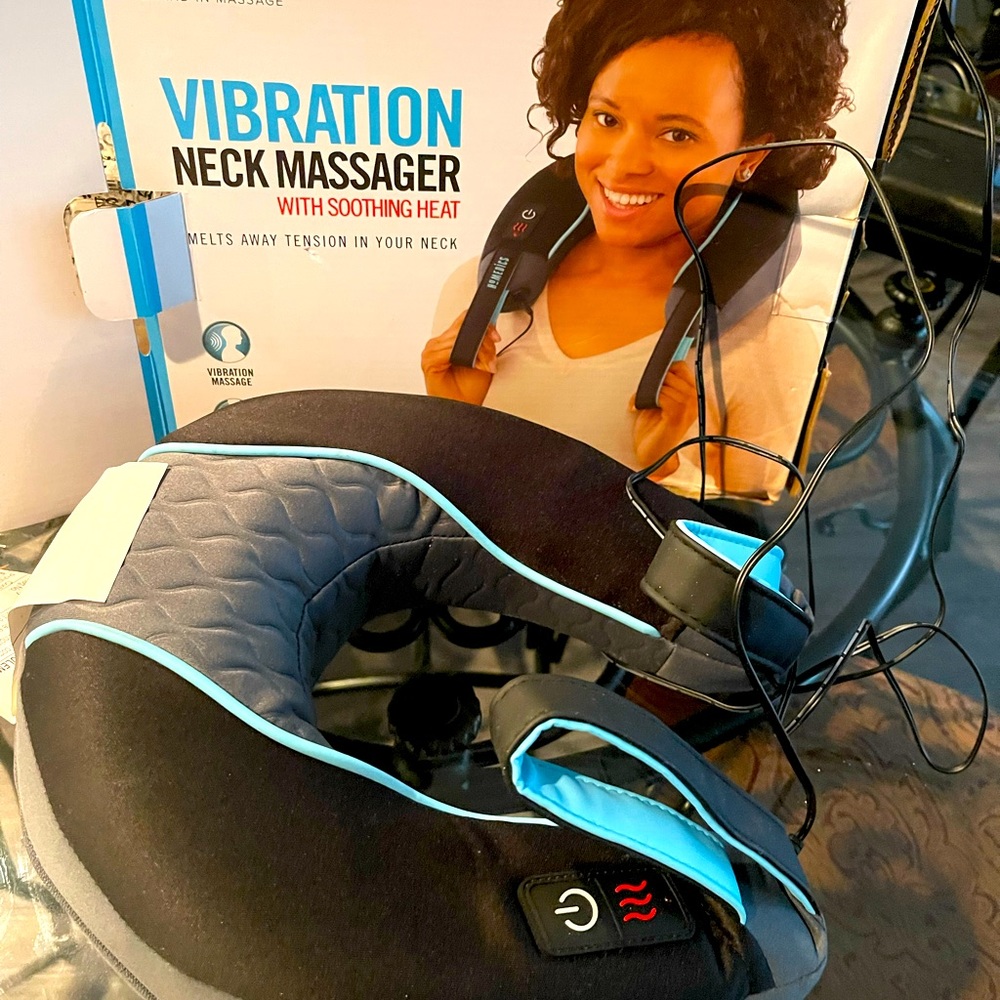 Neck massager